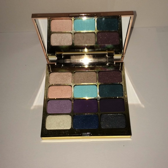 Stila Other - Stila Eyeshadow Palette